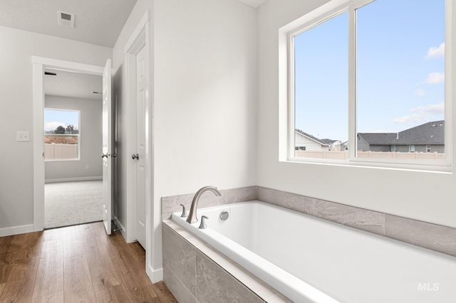 5419 S Danforth Ave, Nampa, ID 83686