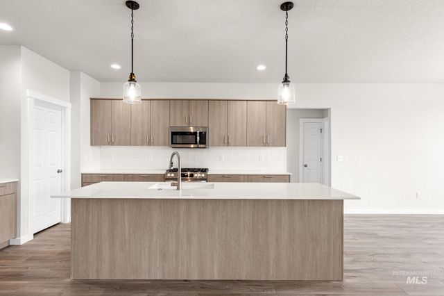 5419 S Danforth Ave, Nampa, ID 83686