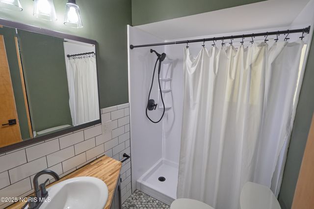 8134 Little Road, Sylvania, OH 43560