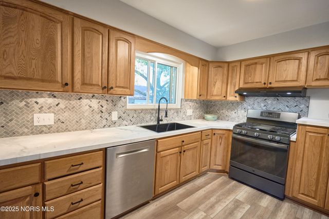 8134 Little Road, Sylvania, OH 43560