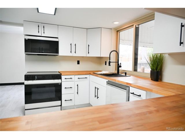 4690 W Stanford Ave, Denver, CO 80236