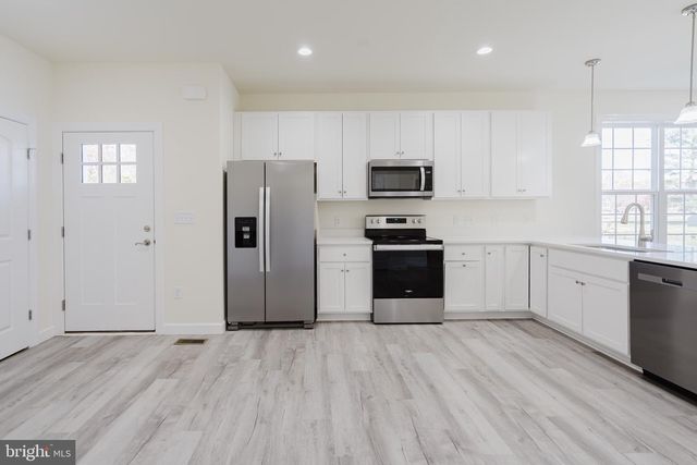 51 MAPLEDALE RD, Dover, DE 19904