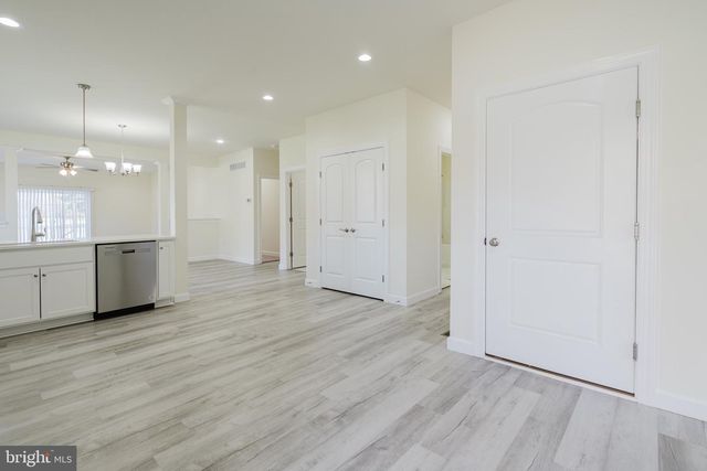 51 MAPLEDALE RD, Dover, DE 19904