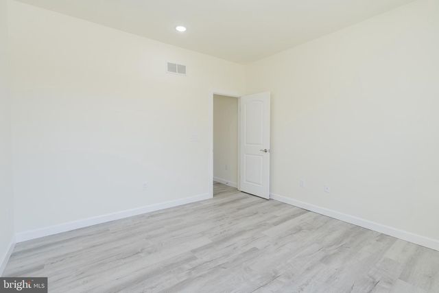 51 MAPLEDALE RD, Dover, DE 19904