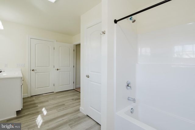 51 MAPLEDALE RD, Dover, DE 19904