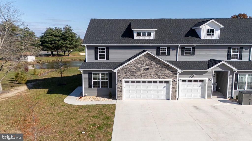 51 MAPLEDALE RD, Dover, DE 19904