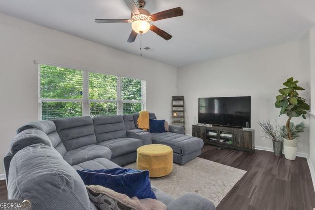 108 Belmont Park Drive, Newnan, GA 30263