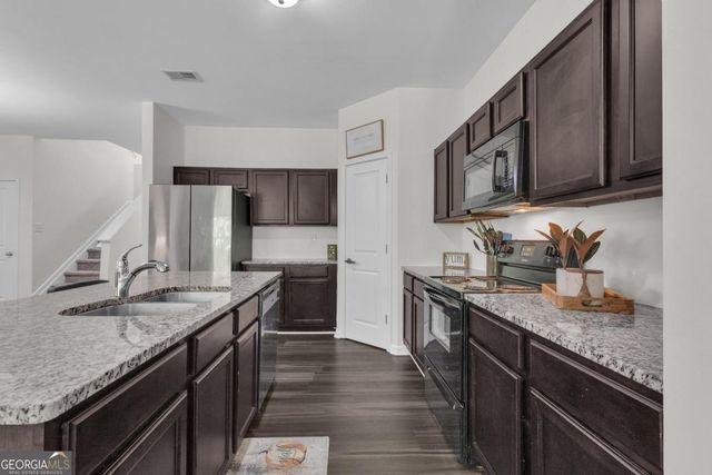 108 Belmont Park Drive, Newnan, GA 30263