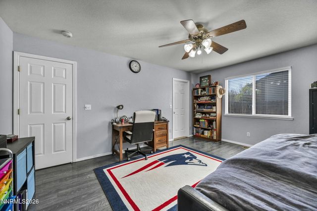 325 Veronica Avenue, Sparks, NV 89436