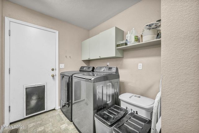 325 Veronica Avenue, Sparks, NV 89436