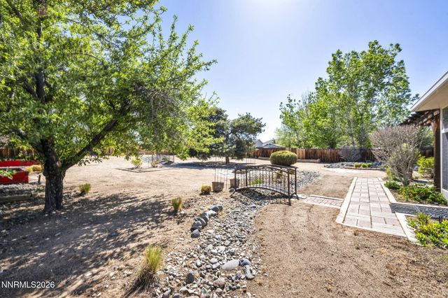 325 Veronica Avenue, Sparks, NV 89436