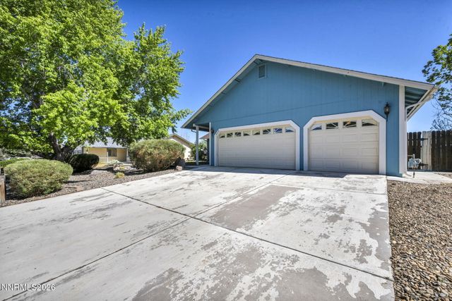 325 Veronica Avenue, Sparks, NV 89436