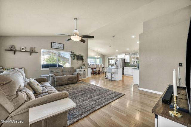 325 Veronica Avenue, Sparks, NV 89436