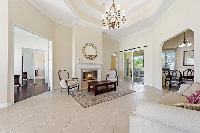 2199 SE Heathwood Circle, Port St. Lucie, FL 34952