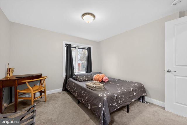 3952 MELON ST, Philadelphia, PA 19104