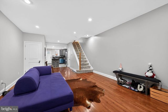 3952 MELON ST, Philadelphia, PA 19104