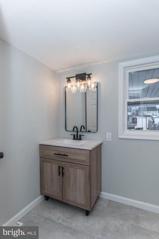 653 SPRUCE ST, Bristol, PA 19007