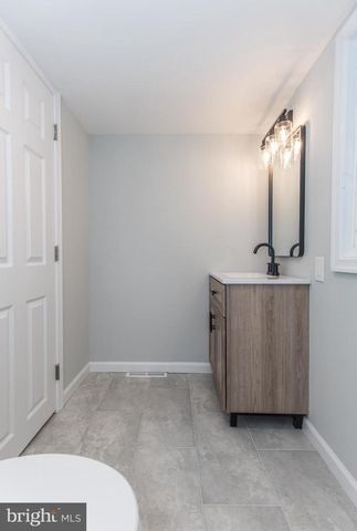 653 SPRUCE ST, Bristol, PA 19007