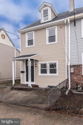 653 SPRUCE ST, Bristol, PA 19007