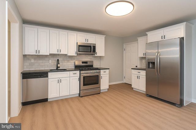 653 SPRUCE ST, Bristol, PA 19007