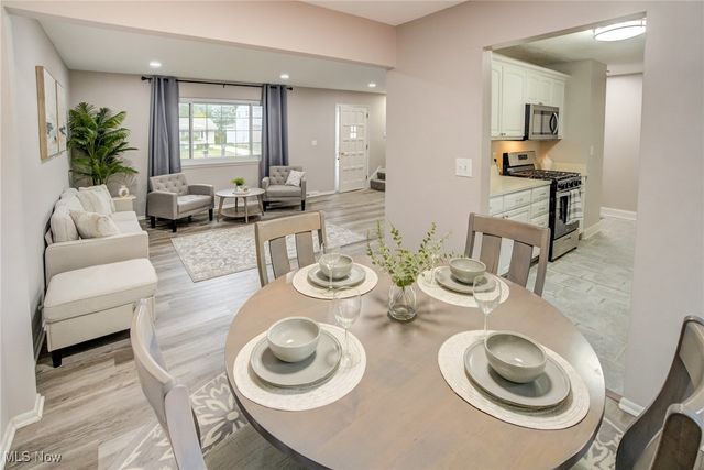 38109 Poplar Drive, Willoughby, OH 44094