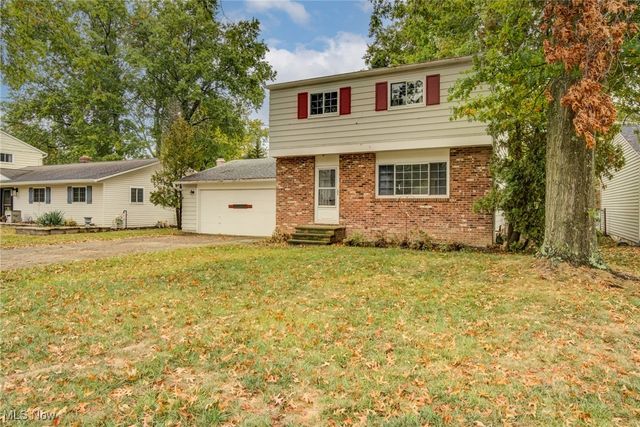 38109 Poplar Drive, Willoughby, OH 44094