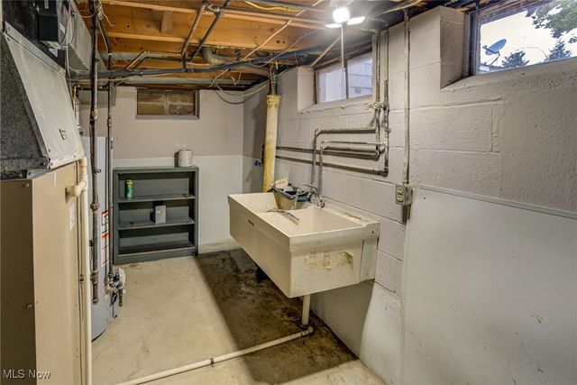 38109 Poplar Drive, Willoughby, OH 44094