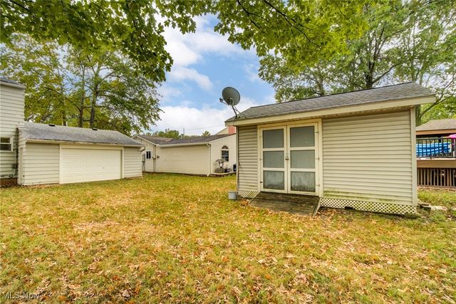 38109 Poplar Drive, Willoughby, OH 44094