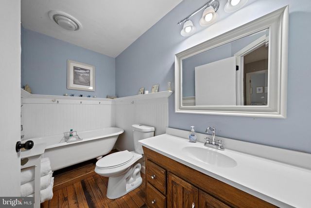 50 LIGHTHOUSE DR, Waretown, NJ 08758