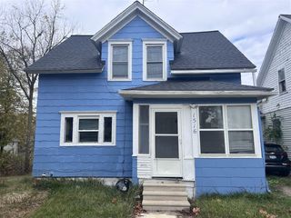 1516 Plymouth Street, Jackson, MI 49203