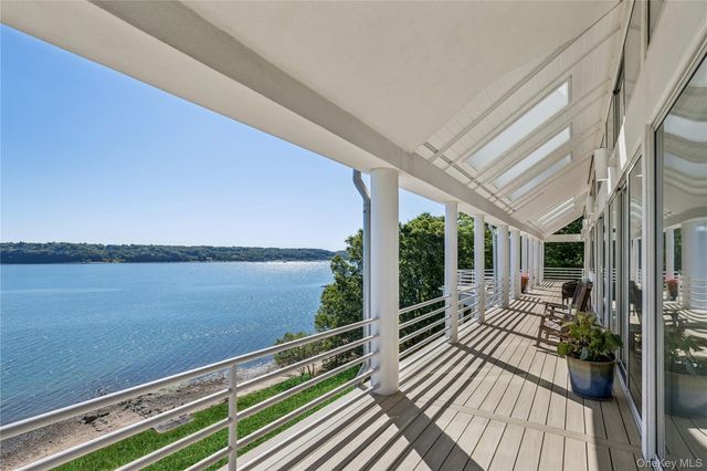 47 Laurel Cove Road, Laurel Hollow, NY 11771