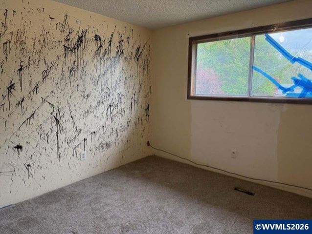 747 49th Av SE, Salem, OR 97317