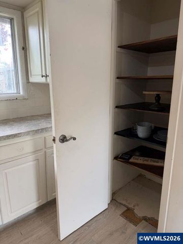 747 49th Av SE, Salem, OR 97317