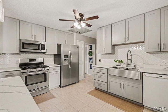 4764 Brawley Court, St Louis, MO 63128