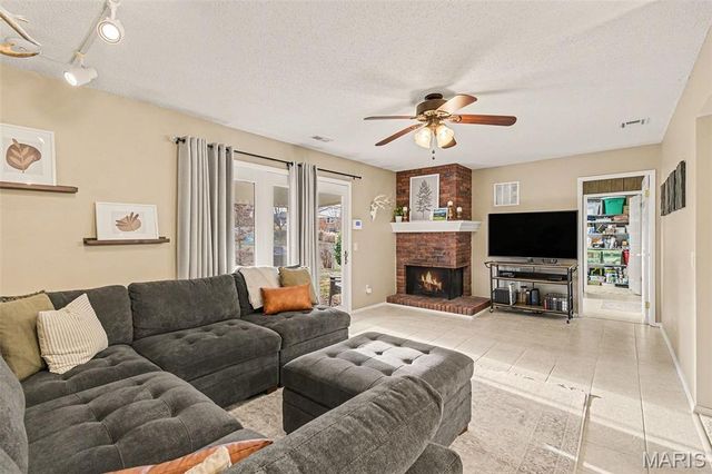 4764 Brawley Court, St Louis, MO 63128