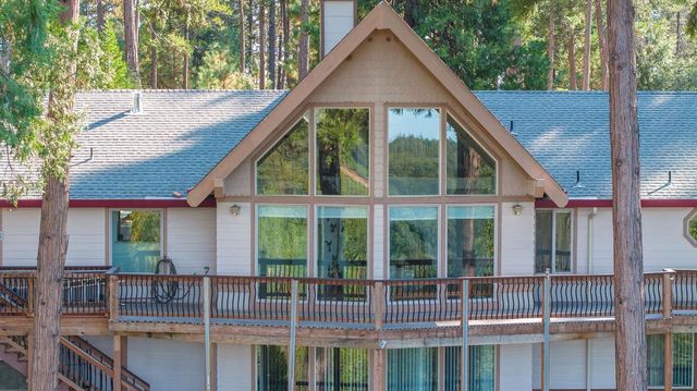 19015 E Pine Dr, Pioneer, CA 95666