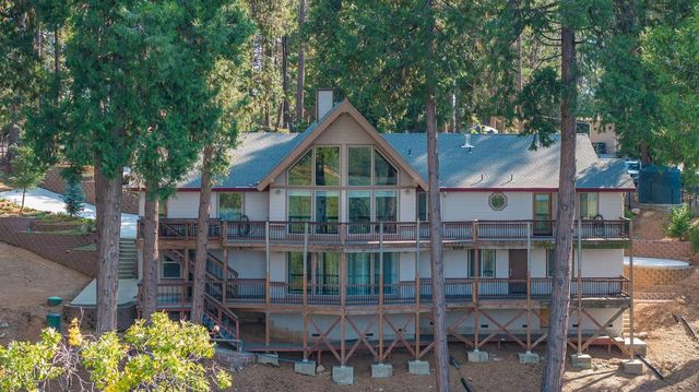 19015 E Pine Dr, Pioneer, CA 95666