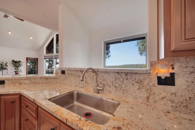 19015 E Pine Dr, Pioneer, CA 95666