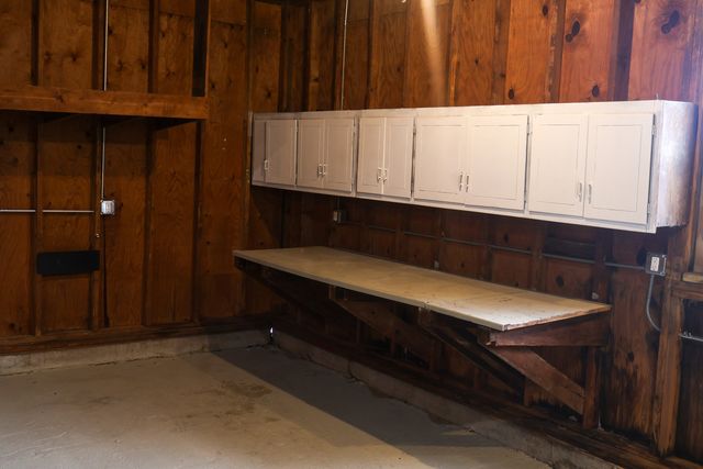 8403 Grange Hall Road, Garden Prairie, IL 61038