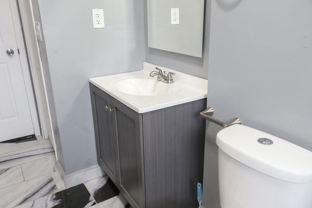 8403 Grange Hall Road, Garden Prairie, IL 61038