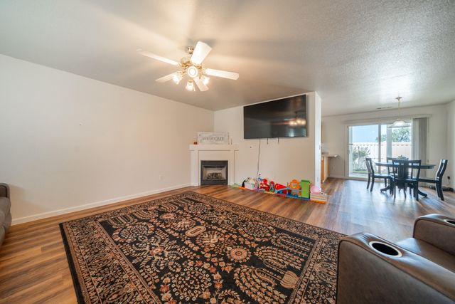 3381 Southwood Drive, Anderson, CA 96007