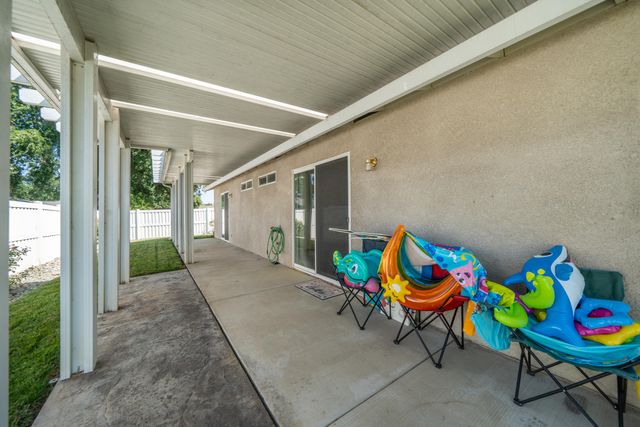 3381 Southwood Drive, Anderson, CA 96007