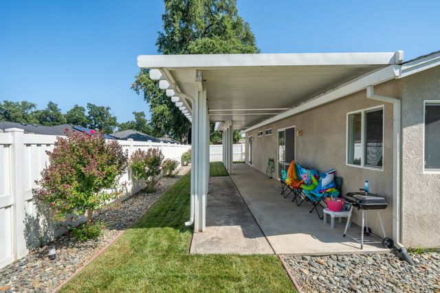 3381 Southwood Drive, Anderson, CA 96007