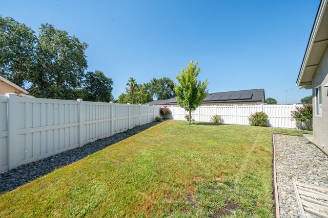 3381 Southwood Drive, Anderson, CA 96007