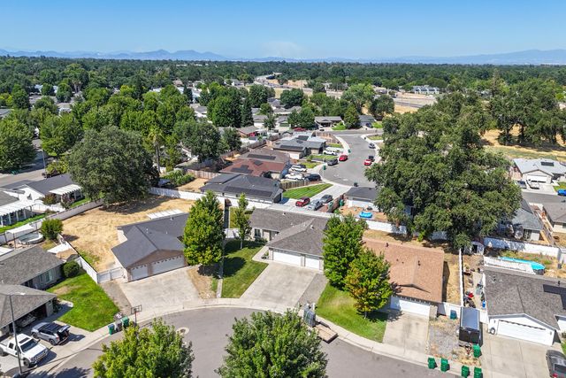 3381 Southwood Drive, Anderson, CA 96007
