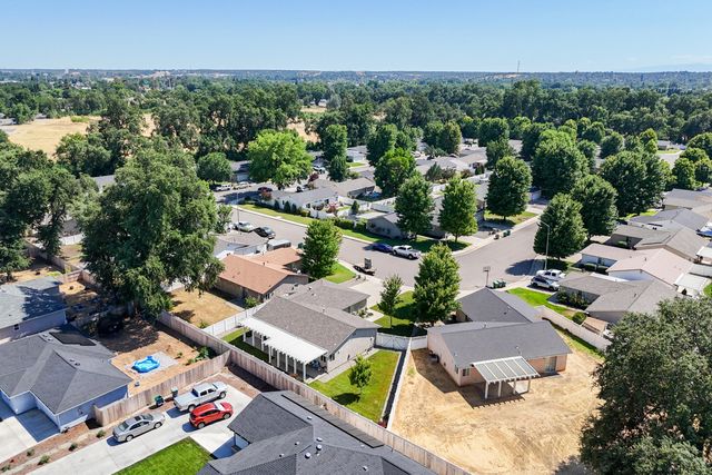 3381 Southwood Drive, Anderson, CA 96007
