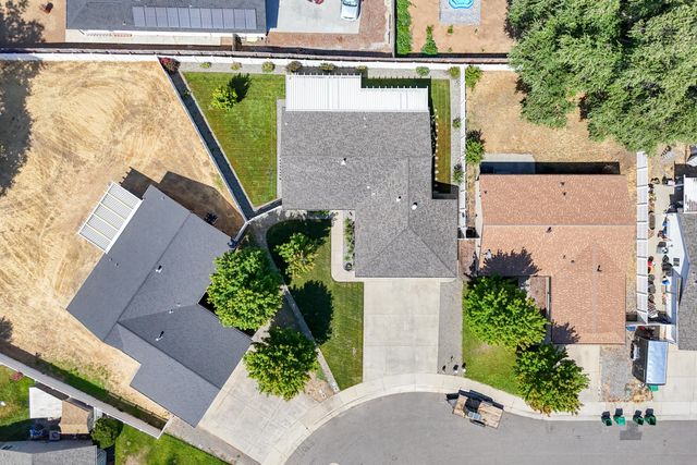 3381 Southwood Drive, Anderson, CA 96007