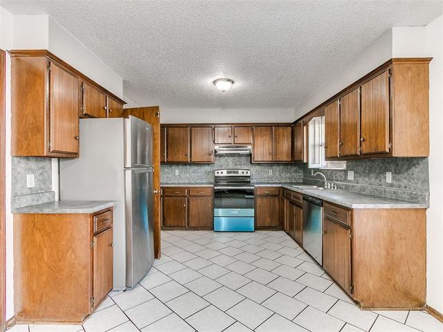 11320 N Florida Avenue, Oklahoma City, OK 73120