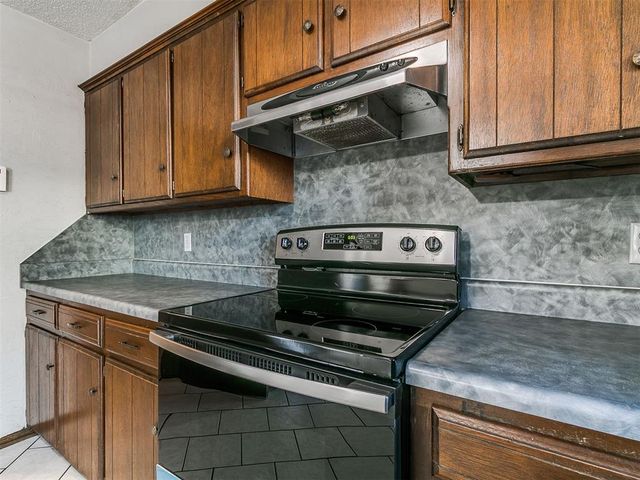 11320 N Florida Avenue, Oklahoma City, OK 73120