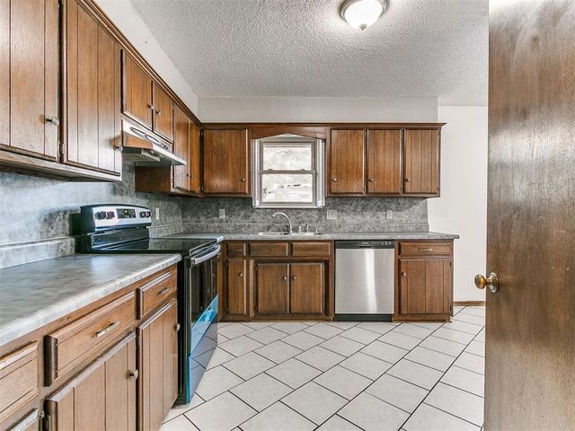 11320 N Florida Avenue, Oklahoma City, OK 73120